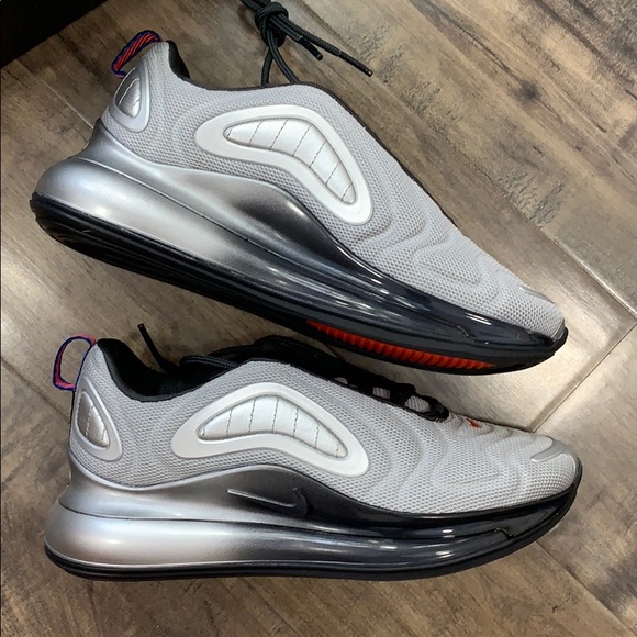 NIKE AIR MAX 720 WMNS - Picture 9 of 16